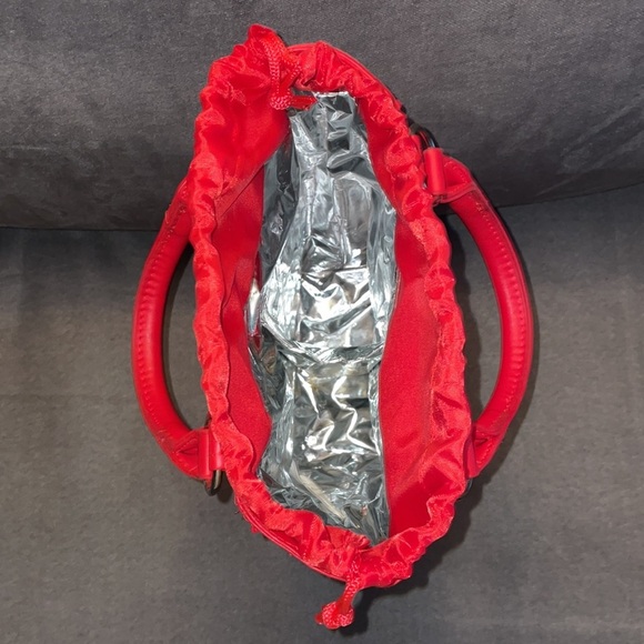 NWOT Primeware Red Insulated Wine bottle Cooler. Holds 2 bottles. - Picture 3 of 4